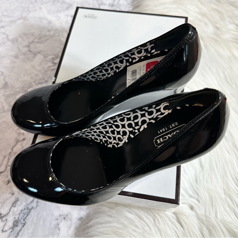 Coach Dorelle Black Patent Leather Wedges 3 3/4 3.75 inch Heels Size 8.5 - Picture 7 of 8